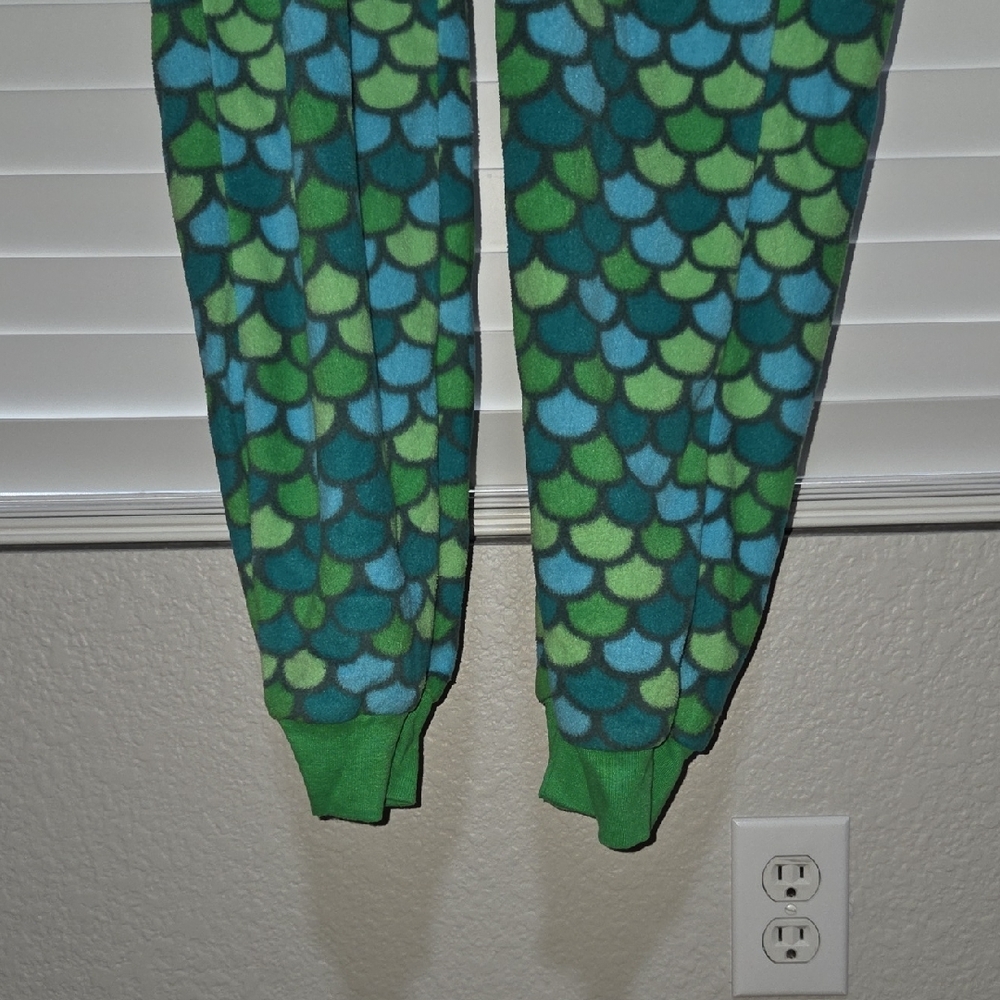 Disney Little Mermaid Costume with Purple and Green - Picture 6 of 11